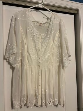Sundance Ivory Sheer Floral Embroidered Button-Front Blouse with camisole